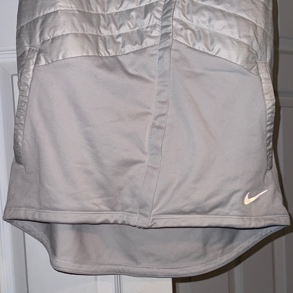 Nike Metallic Gray Quilted Vest - Picture 3 of 6